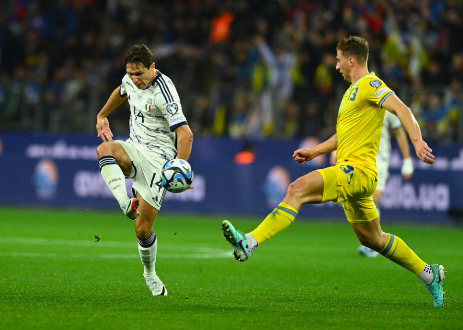 半岛体育官网入口-乌克兰队表现出色，闯入决赛圈