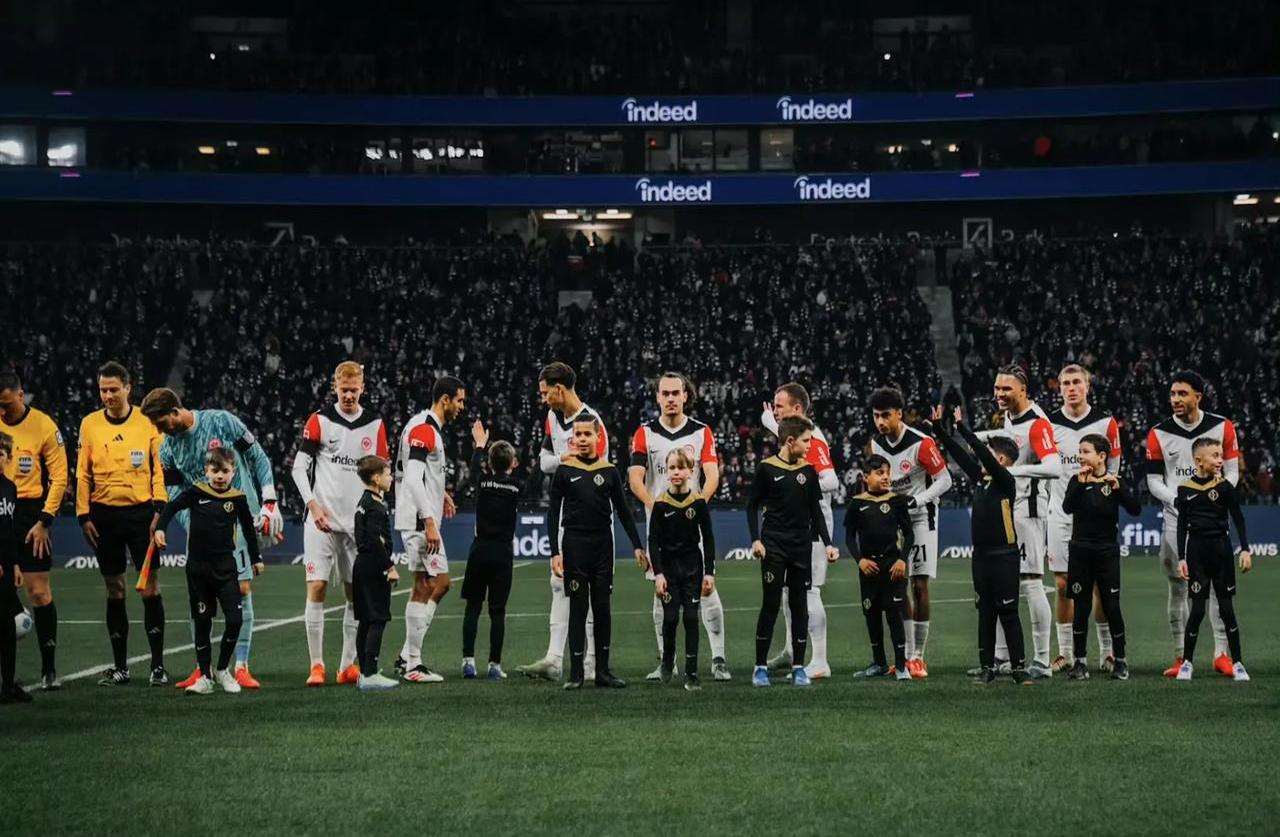 半岛体育人登录入口-包含多特蒙德连续胜出，队员状态火爆引关注的词条