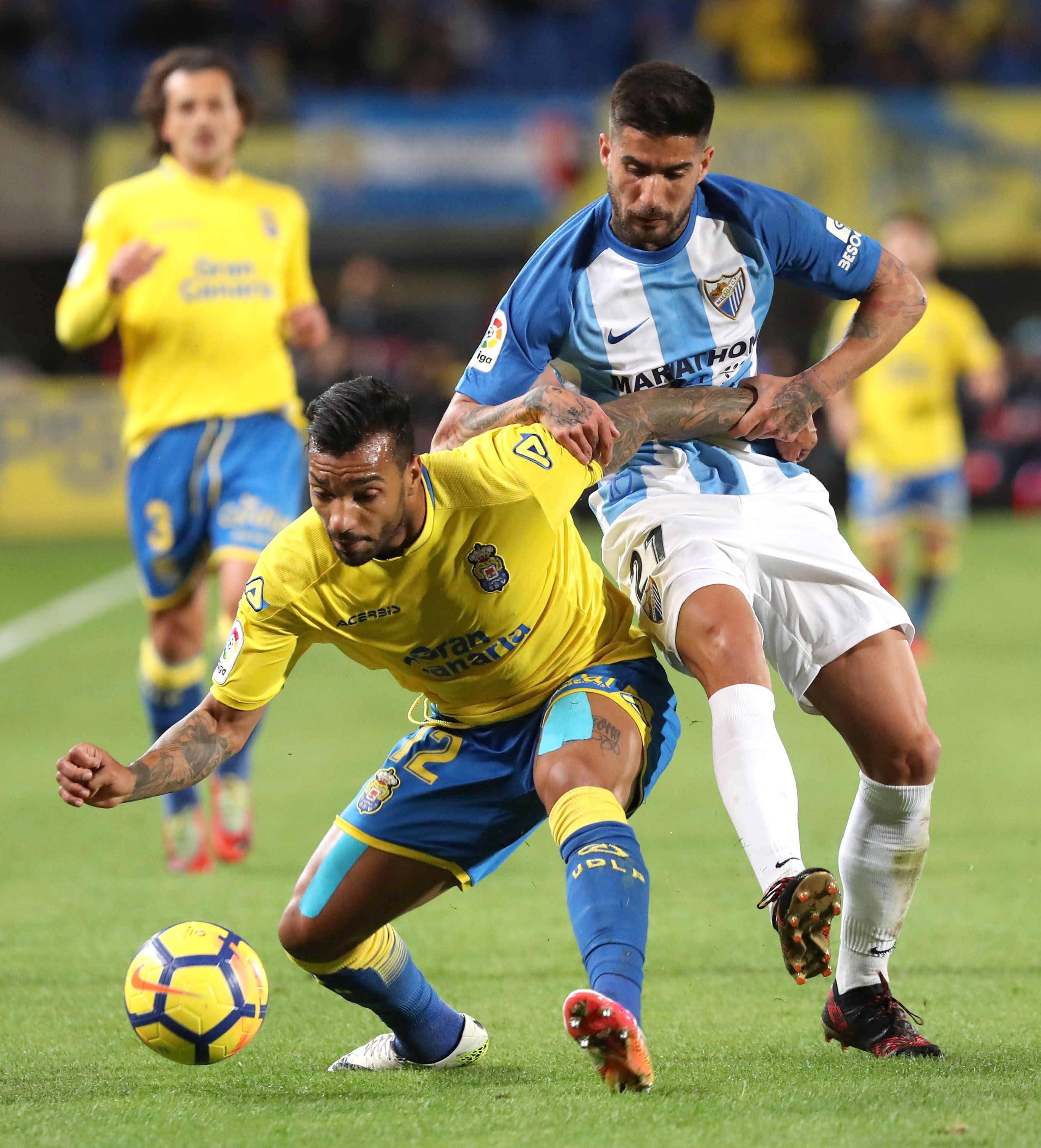 半岛体育官网入口-塞维利亚客场夺冠，稳步提升排名的简单介绍