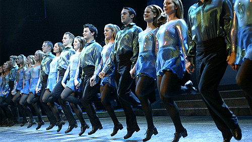 半岛app官方下载-爱尔兰队努力拼搏，观众赞不绝口