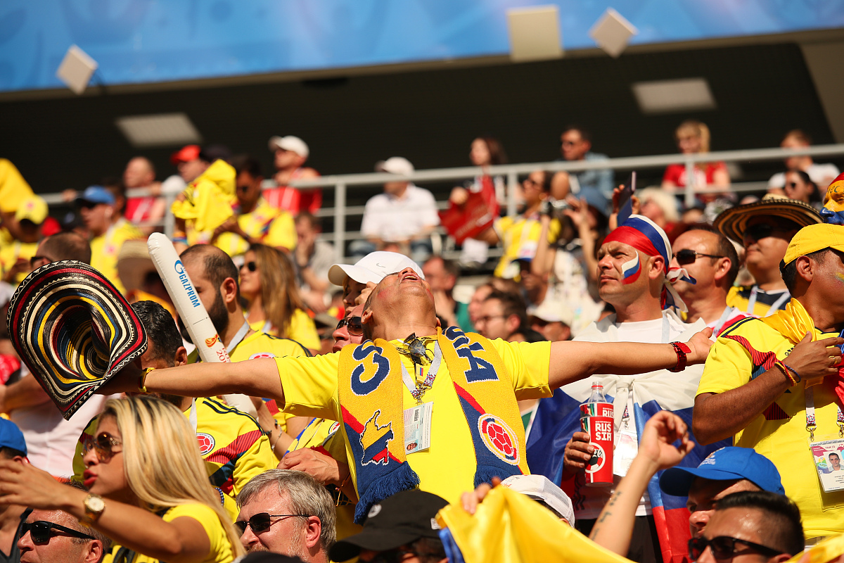 半岛综合体育官方app下载-欧洲预选赛燃爆全场，球迷狂热支持