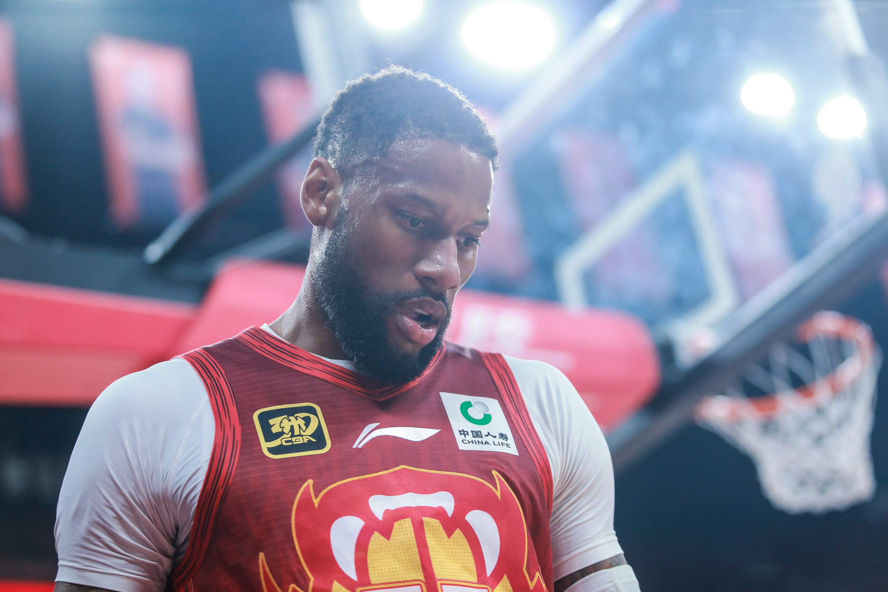 半岛体育官网平台-大比分胜利，球队士气高涨信心倍增的简单介绍